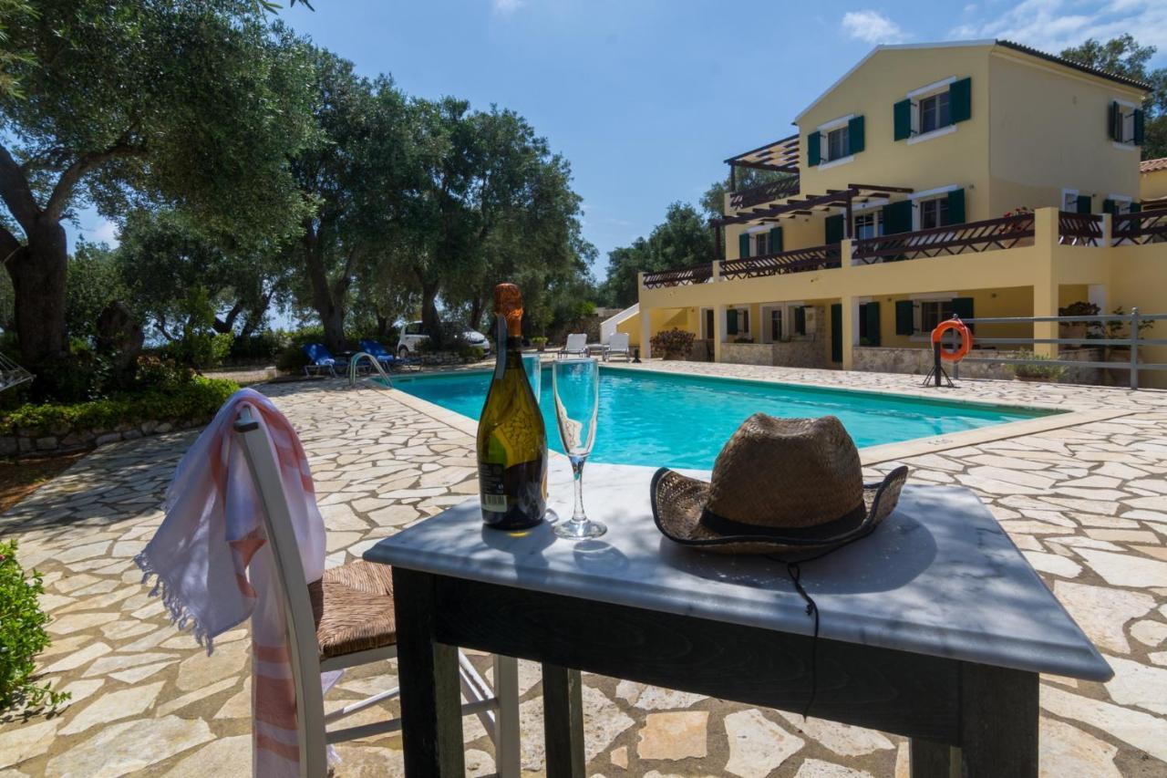 Villa Elaia Suites & Apartments No.1 Ґайос Екстер'єр фото
